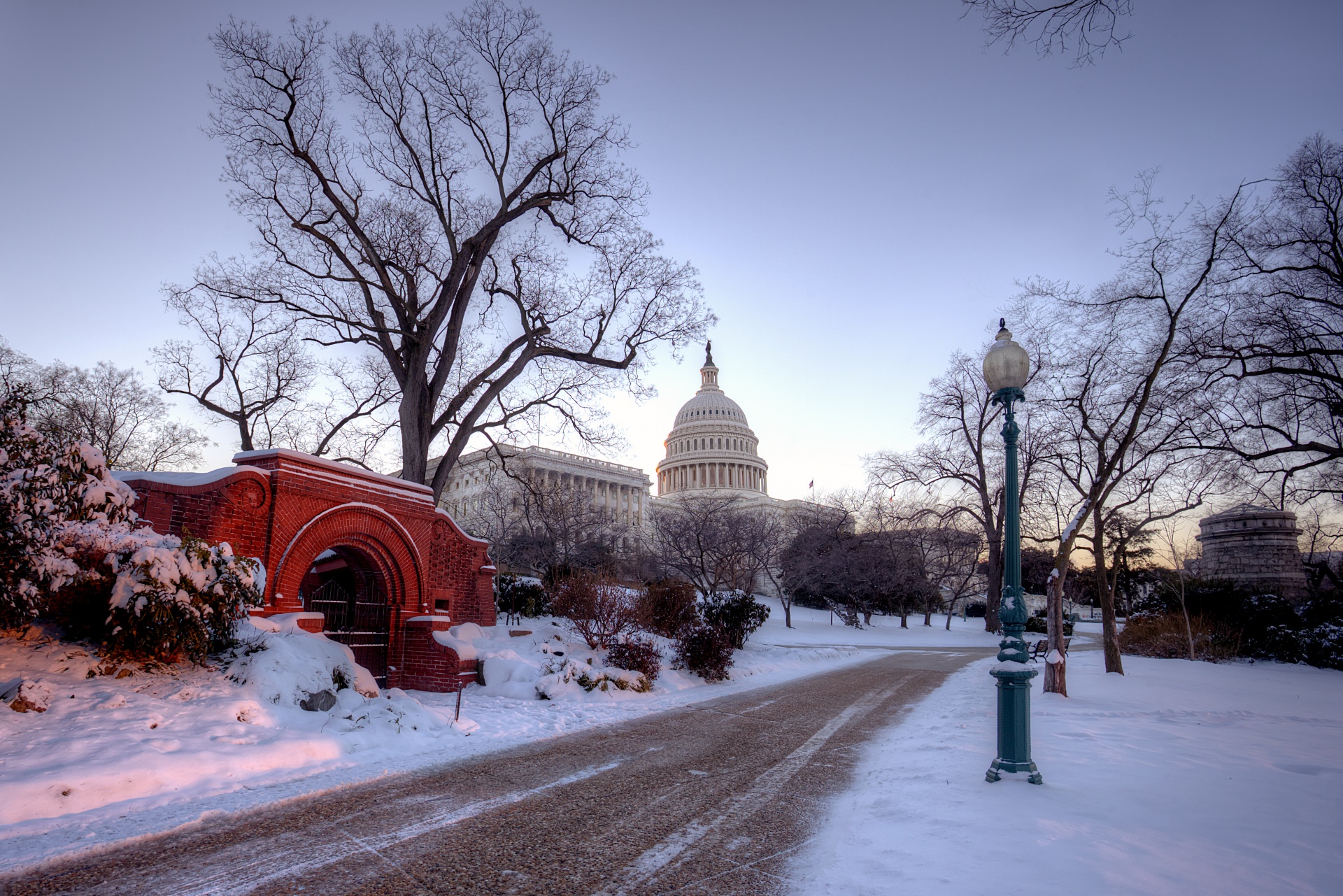 Snow at the Capitol