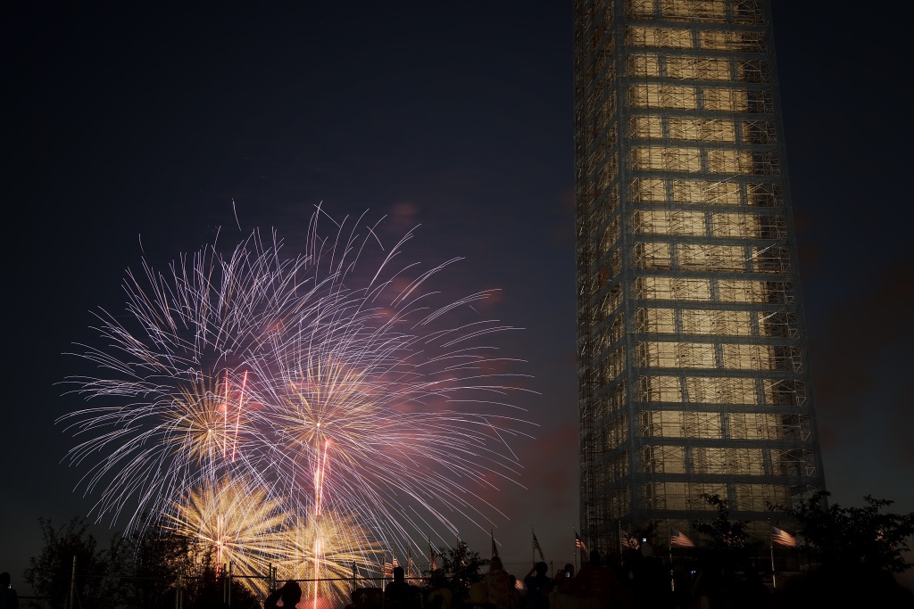 july 4th, independence day, scaffolding, washington monument, fireworks, washington dc, capital, travel, usa, united states, america