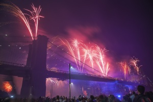 fireworks, fourth of july, macy's, brooklyn bridge, dumbo, new york, nyc, 2014