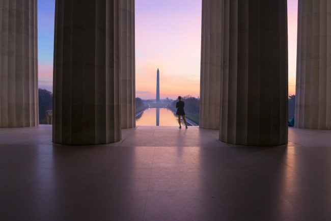 lincoln memorial, sunrise, watching, washington, washington monument, columns, runner,