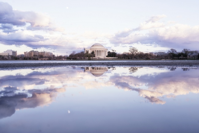 weather, crazy, sunny, cloudy, rain, snow, window, puddle, reflection, washington dc, jefferson memorial, tidal basin, water, wind, sunset, photographer, shoot, photography, cherry blossoms, winter, spring, puddlegram