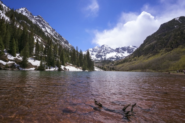 colorado, co, visit, travel, maroon bells, elk mountains, maroon peak, north maroon peak, lake, maroon creek, aspen, hike, crater lake, water, trail, nature, environment, deer