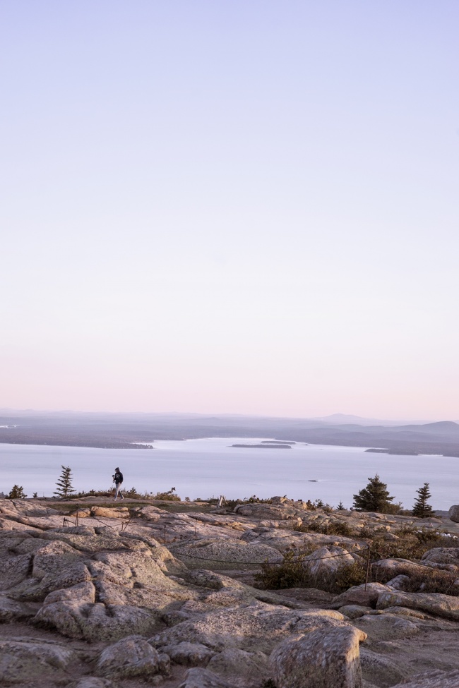 Cadillac Mountain, Acadia National Park, sunrise, maine, bar harbor, north atlantic, east coast, highest point, october, chilly, wind, weather, temperature, clouds, clear sky, photographer, photo, photography, visit, national park