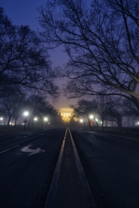 Foggy Morning, lincoln memorial, national mall, washington dc, fog, purple, trees, 23rd street, street photography, early morning, street lights, car trails, light trails,