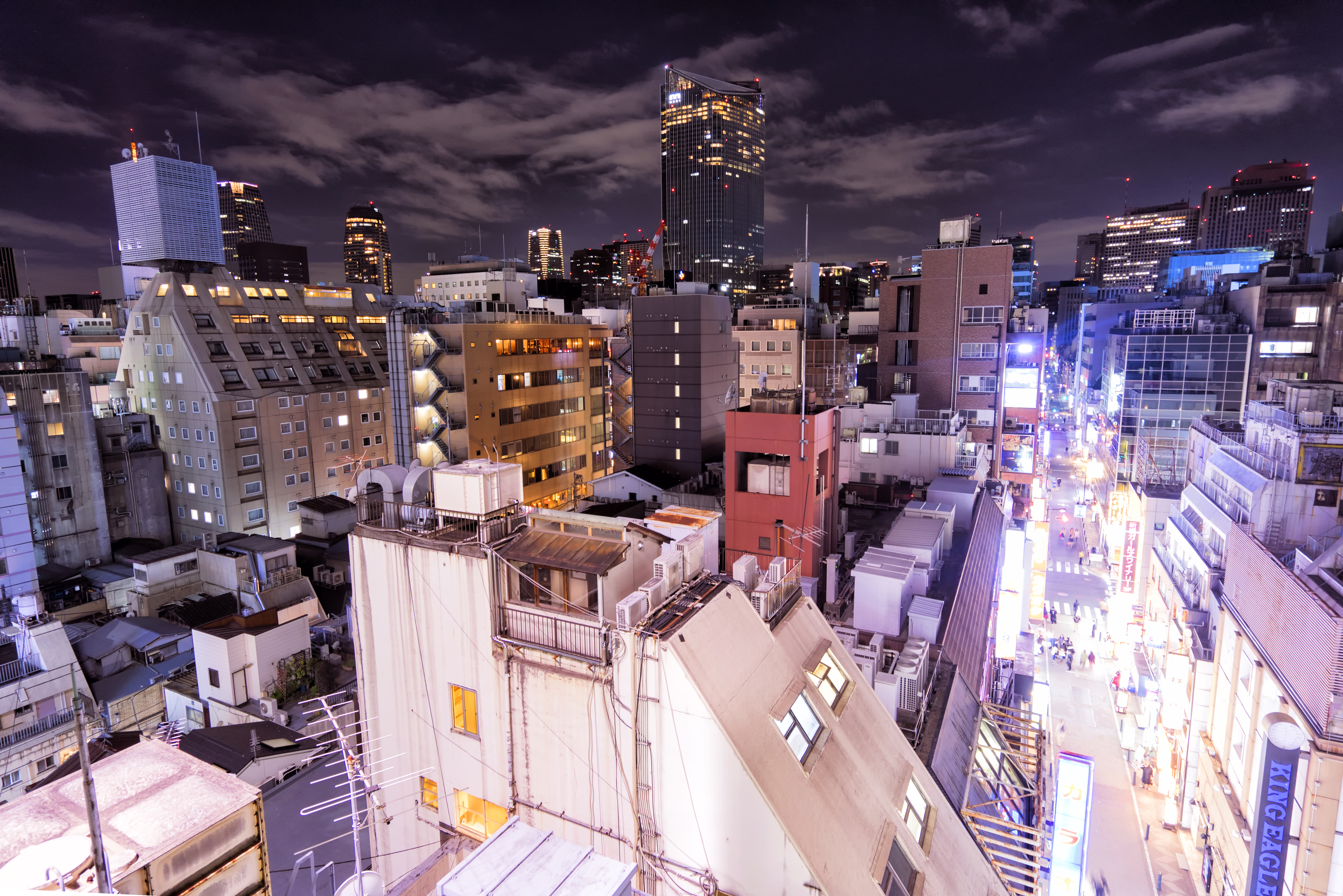 Ginza, Tokyo, japan, asia, visit, travel, tripod, eyexplore, rooftoping, skyline, vertigo, buildings, people, street, on top, travel, Hokkiaido