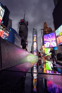 New York City, Times Square, rain, reflection, the line, cartoon, japan, buildings, puddle, photographers, visiting times square, new york, travel, visit, camera settings, lights,