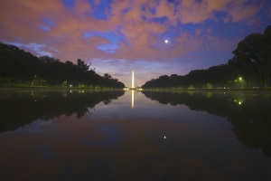 Early Morning at the Lincoln Memorial, Washington DC, national mall, reflecting pool, washington monument, trees, fog, sunrise, clouds, photowalk, focus on the story, photo festival,