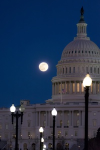 Super Blood Wolf Moon, full moon, rising, us capitol, washington dc, streets, maryland ave, 3rd st, night, street lights, capitol building, capital
