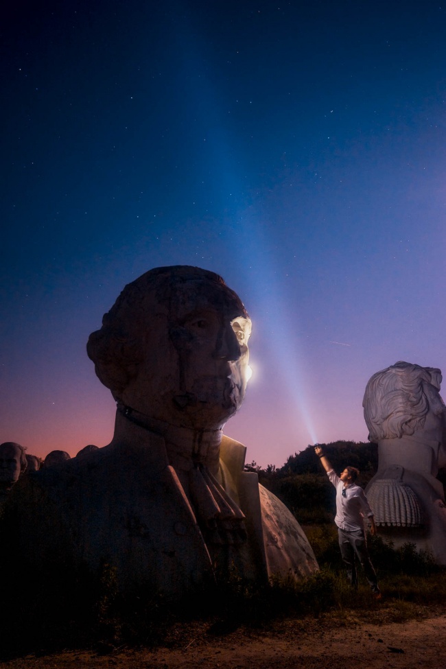 someguy, presidents heads, andy feliciotti, presidents park, williamsburg, virginia, va, croaker, night photography, flashlight, light pollution