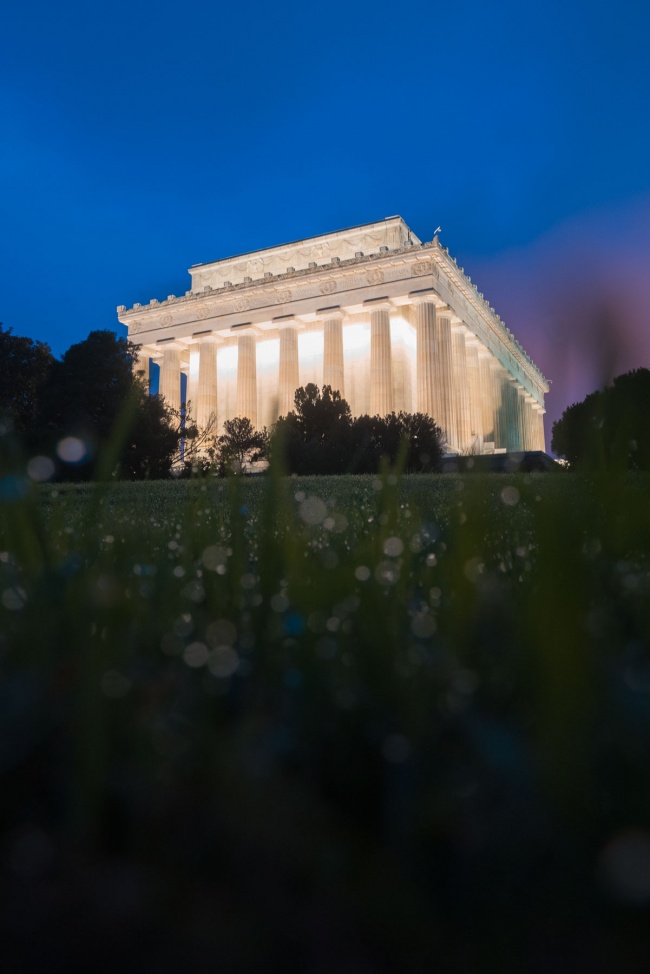 national mall, washington dc, lincoln memorial, sunrise, early morning, summer, water droplets, bokeh, photography