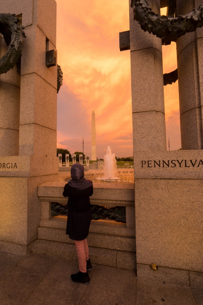 sunset, world war ii memorial, national mall, fountain, washington monument, washington dc, memorial,