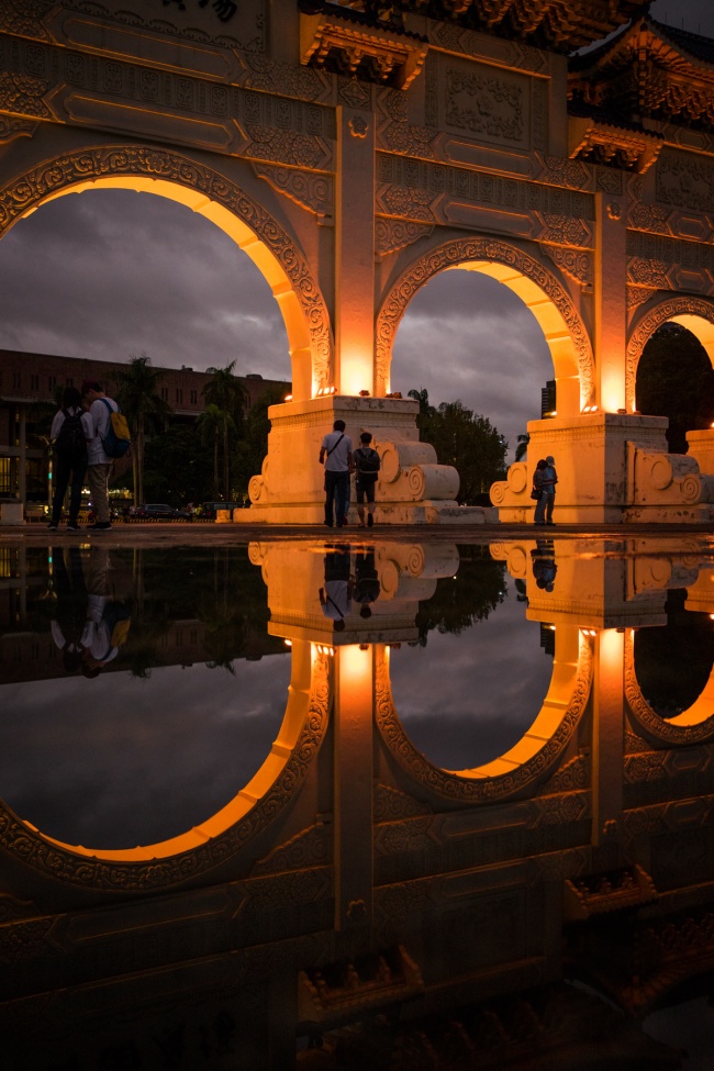 national chiang kai-shek memorial hall, chiang kai shek, taiwan, taipei, reflection, rain, puddles, zhongzhen district, taiwan, evening, rain, liberty hall,