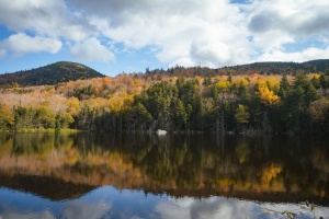 new england, new hampshire, crawford notch, road side, lake, reflection, road trip, fall, autumn, trees