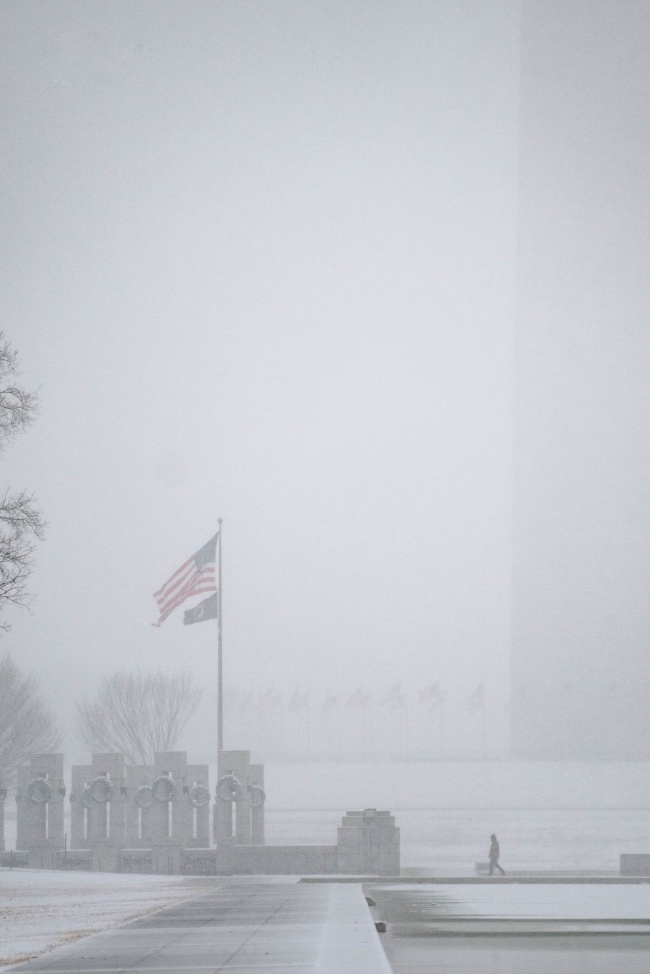 washington monument, washington dc, reflecting pool, wwii memorial, national mall, snow, inclement weather, snow inspiration