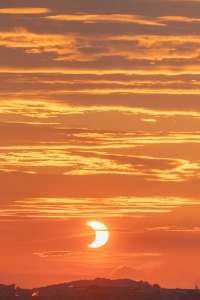 partial solar eclipse, solar eclipse 2021, sunrise, washington dc, virignia, arlington